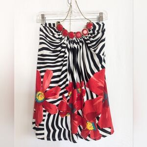 Vintage Gievercute Small Open Shoulder Back Bold Flowers Summer Top Bright